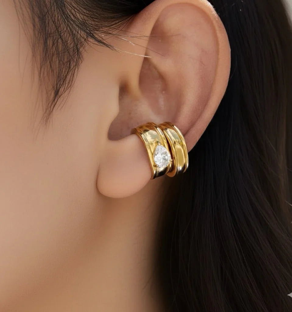 Teardrop ear cuff - Etara