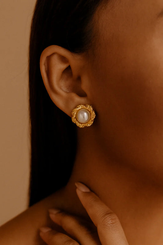 Flower Studs - Etara