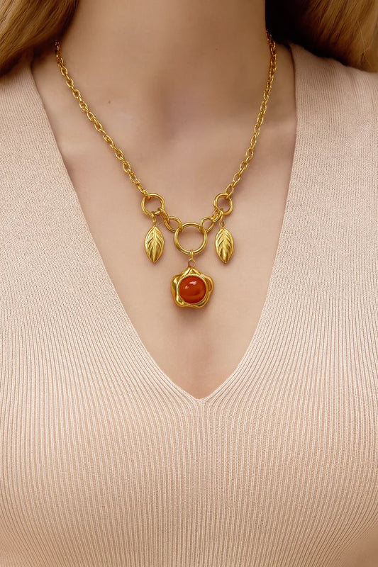 Carnelian stone pendant - Etara