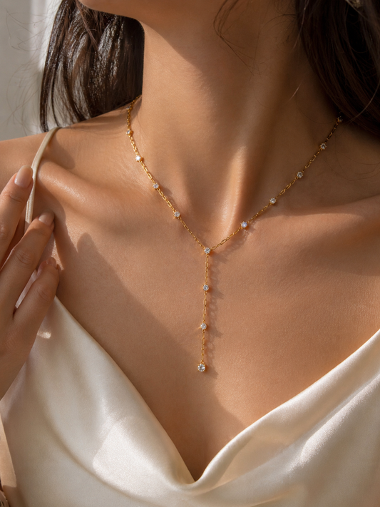 Zircon drop necklace