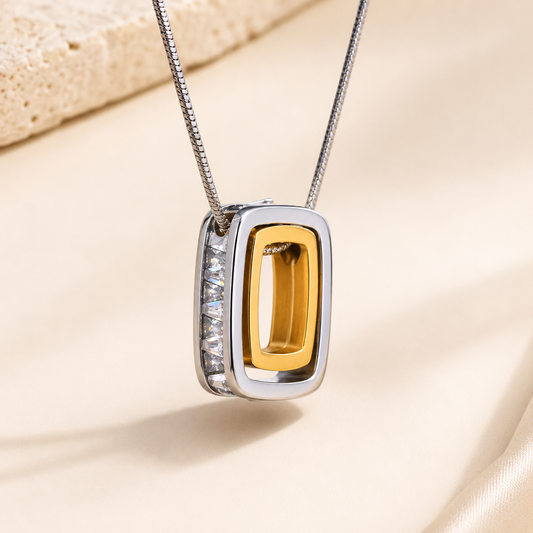 Dual pendant necklace